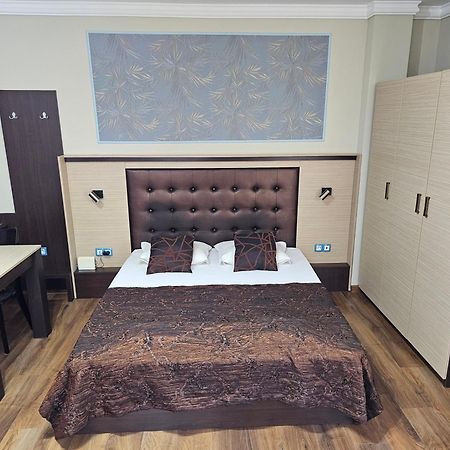 Cosy Studio 9 Святые Константин и Елена Экстерьер фото