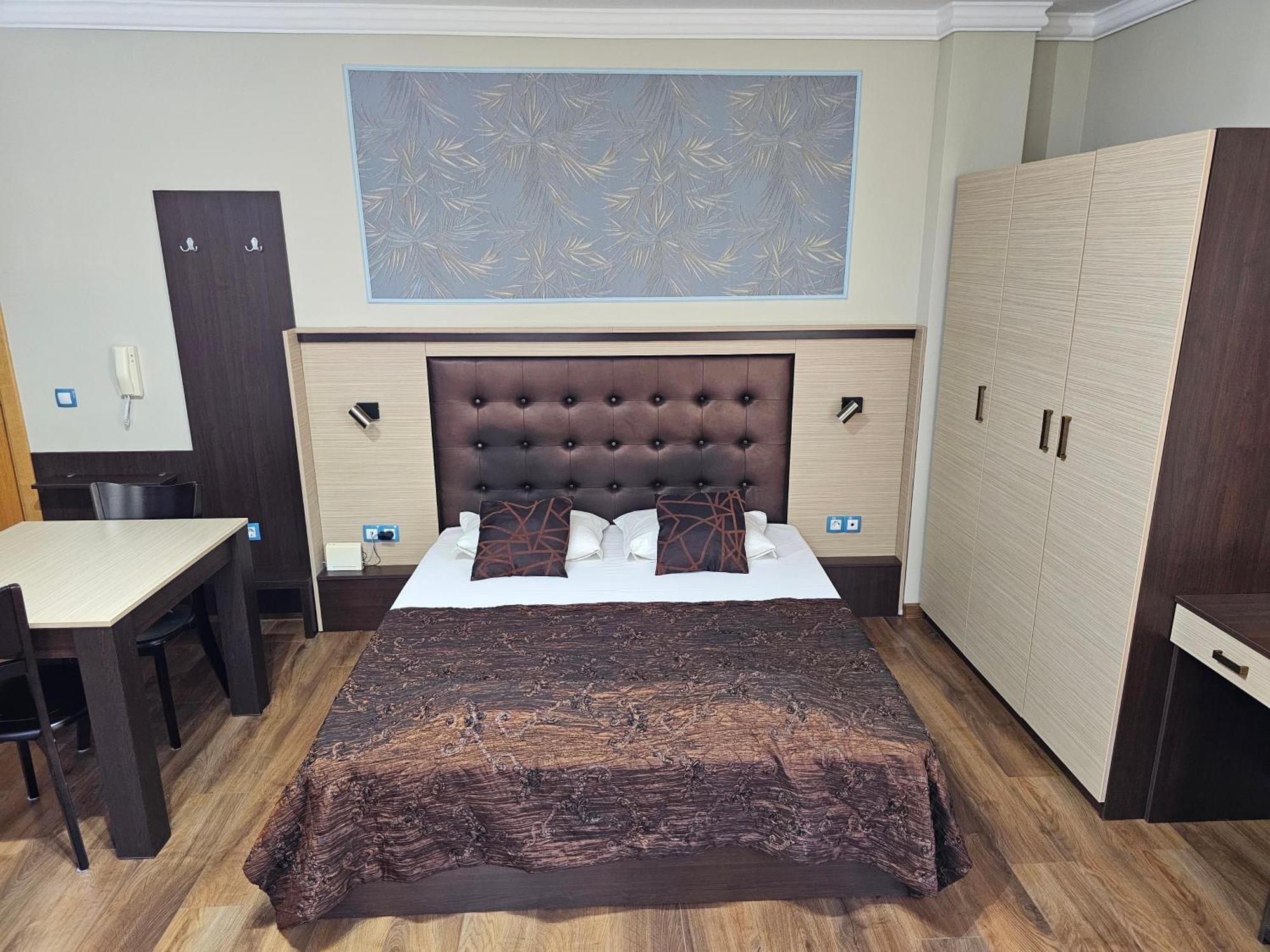 Cosy Studio 9 Святые Константин и Елена Экстерьер фото